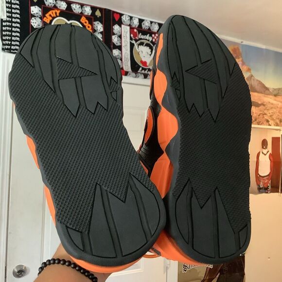 730 Footwear Baller Pros Halloween Edition, Size (10), Signed Box By ASSPIZZA - Picture 6 of 13